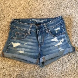 American eagle. Size 4. Stretch low rise shorts.